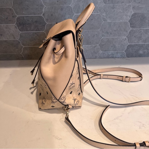 MCM Visetos Small Essential Backpack Beige - Picture 10 of 11